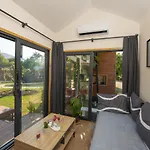 Kamp alanı Nomade Caravan *