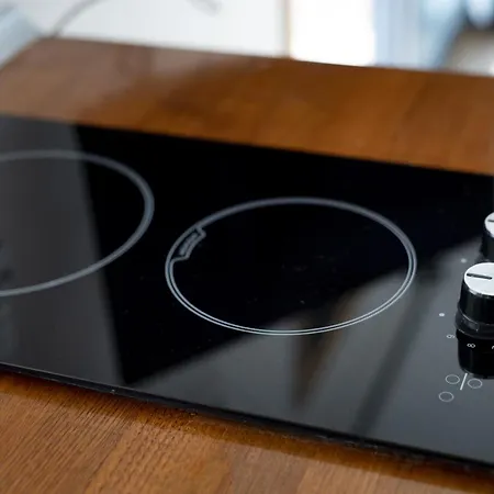 Nomade Caravan キャンプ場 フェティエ