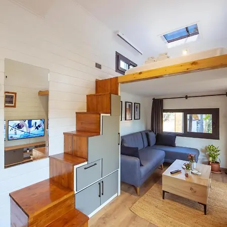 Nomade Caravan フェティエ