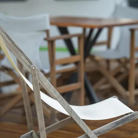 Nomade Caravan * フェティエ