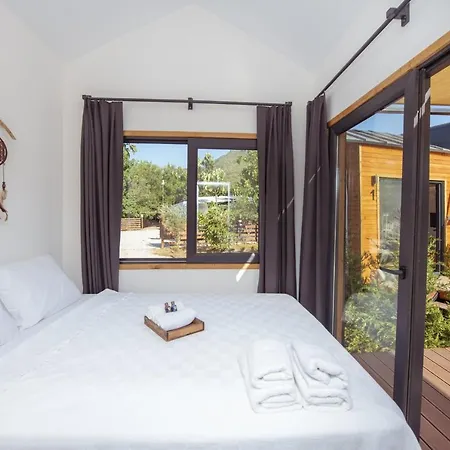 Nomade Caravan Camping