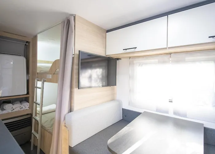 Campsite Nomade Caravan *