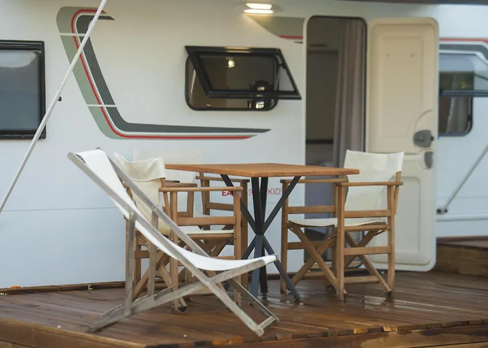 Campsite Nomade Caravan *