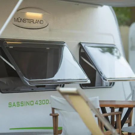 Nomade Caravan Camping Campsite *