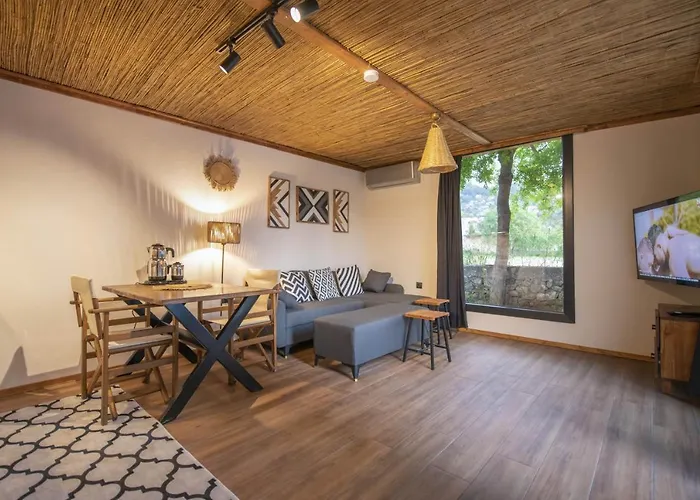 Campingplatz Nomade Caravan *